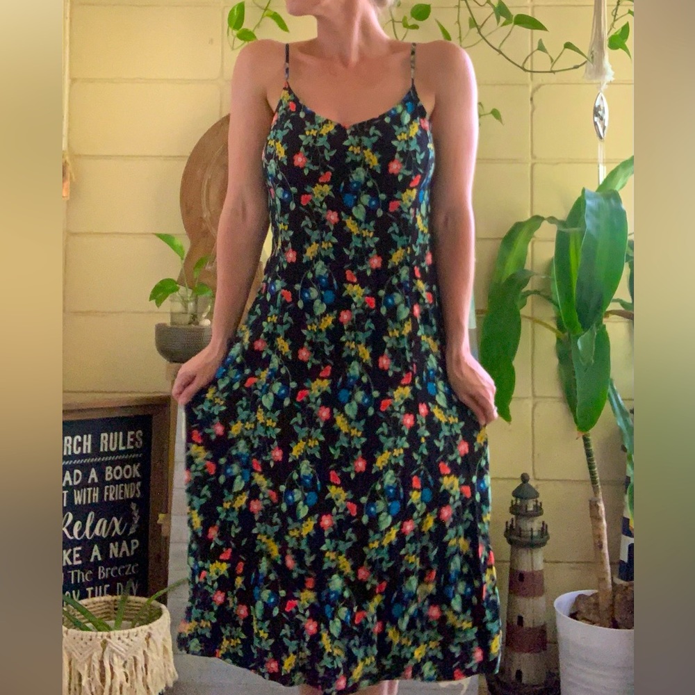 Summer Floral Dress Size Medium Old Navy